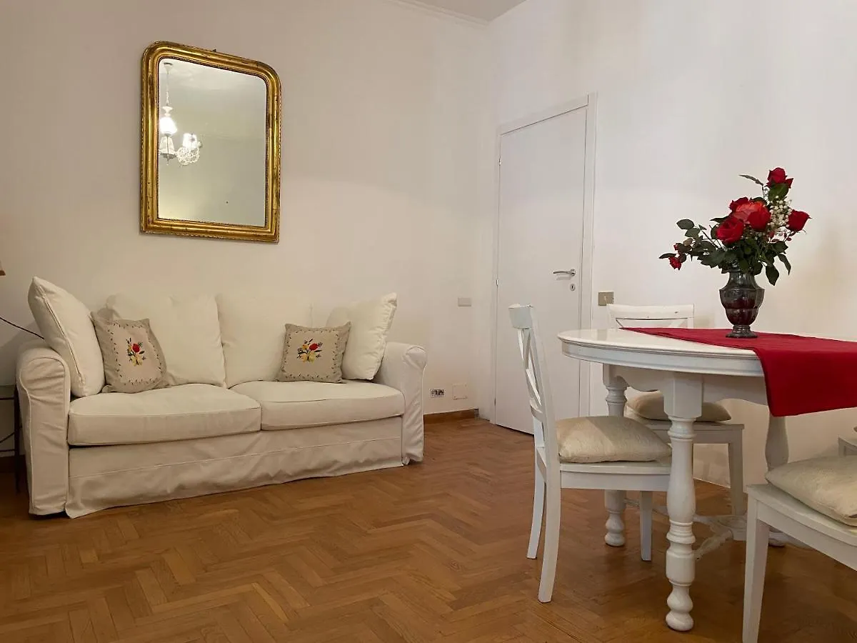 Elegant Apt-Typical Roman Palazzina Pz Alessandria Appartement